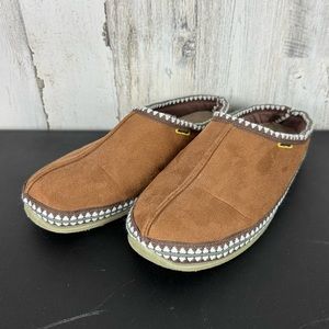 Deer Stags | Slipperooz Brown Suede Slippers Wherever 7W